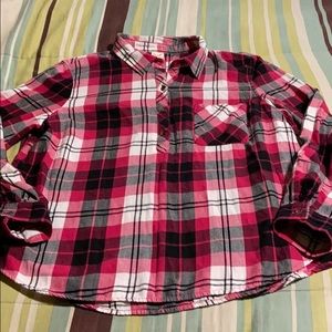 Girls Pullover Lightweight Flannel. GUC